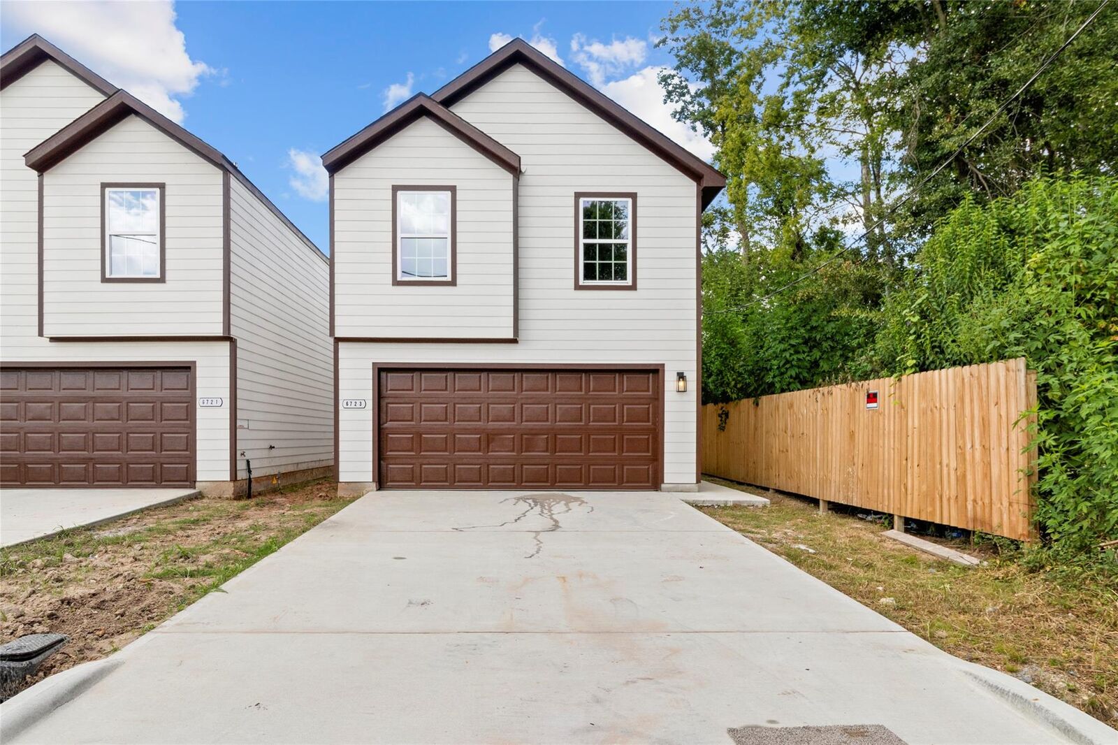 Property Photo: 6723 Cohn Street TX 77091