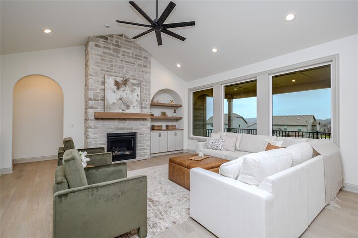 Property Photo:  1207 S 92nd Street  IA 50266 