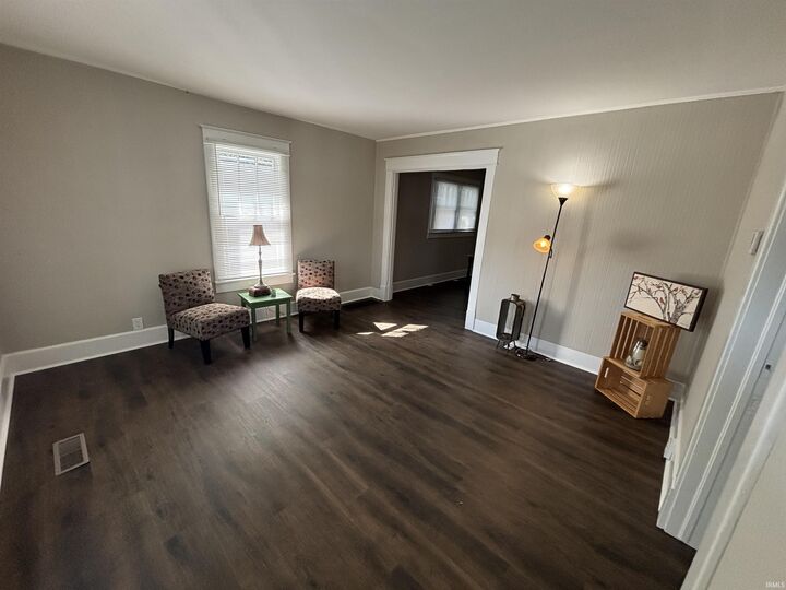 Property Photo:  827 State Street  IN 47591 