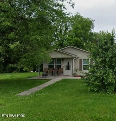 Property Photo:  415 First St  TN 37763