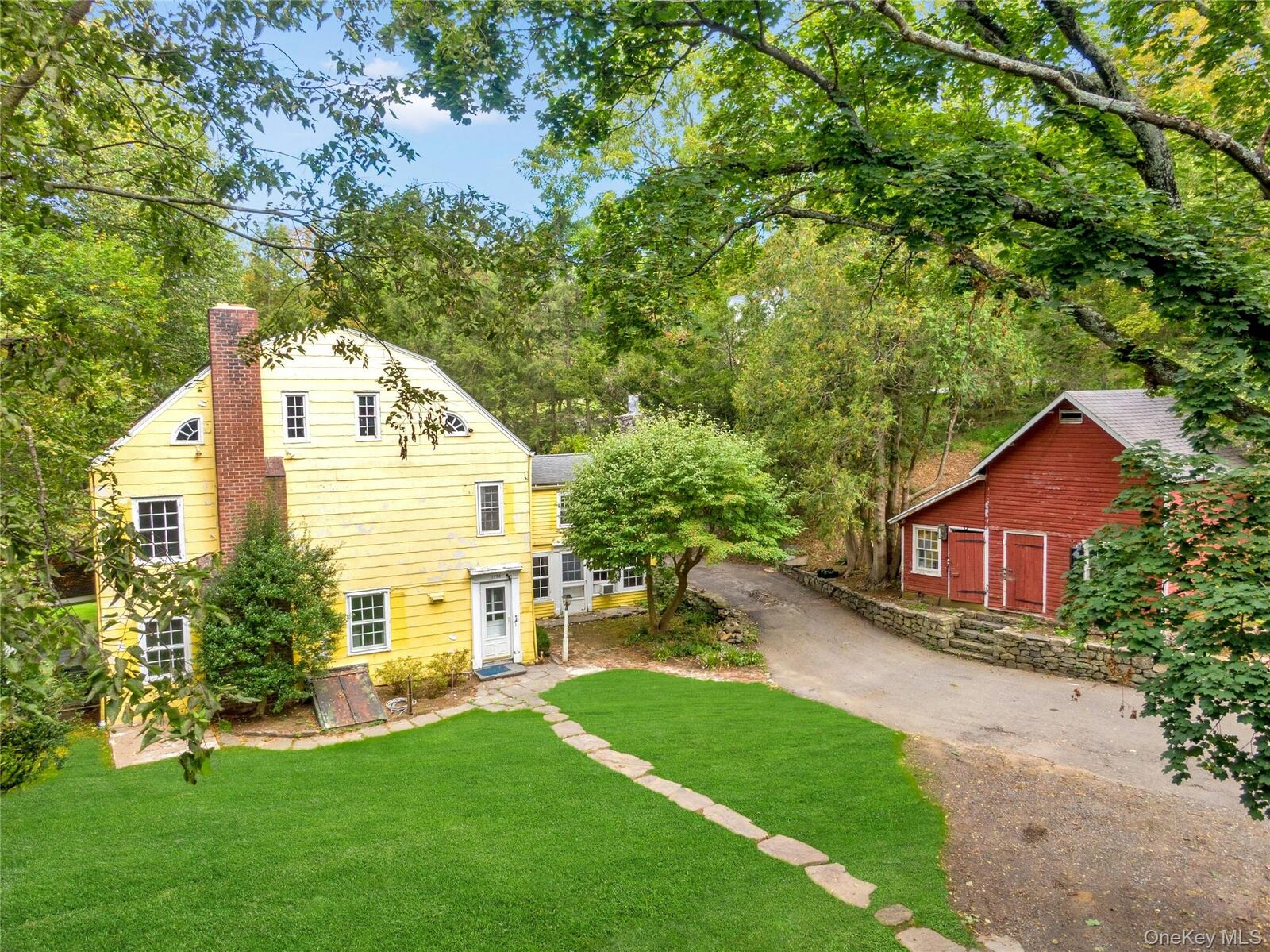 Property Photo:  290 Bedford Banksville Road  NY 10506 