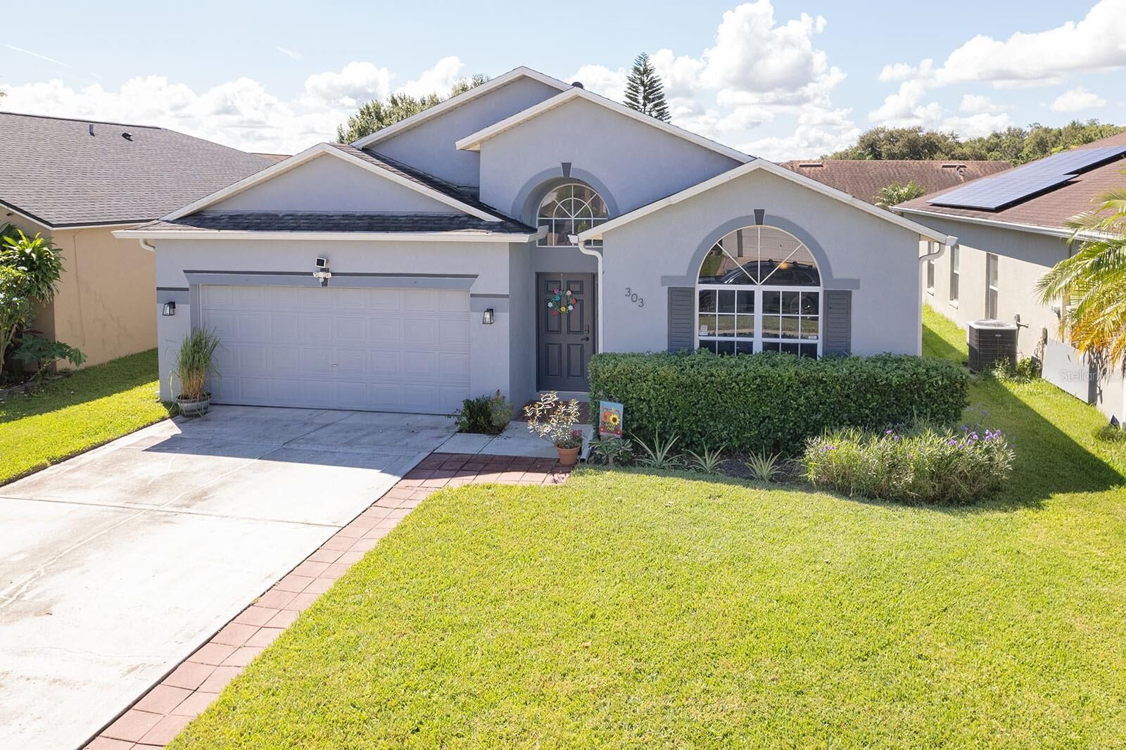 Property Photo:  303 Clydesdale Circle  FL 32773 