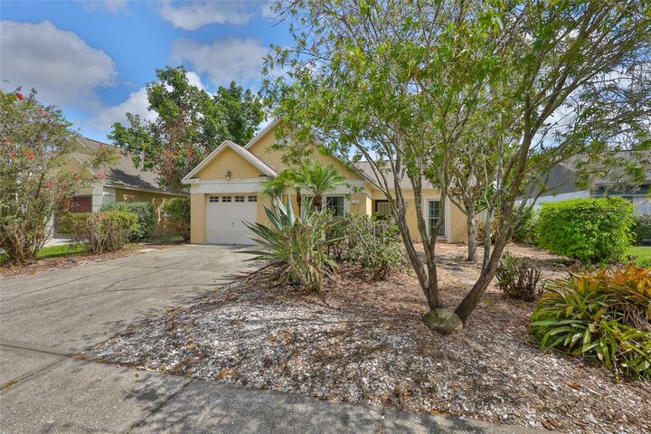 Property Photo:  1006 Pleasant Pine Court  FL 33596 
