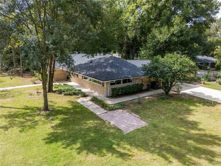 Property Photo: 955 Gamewell Avenue FL 32751