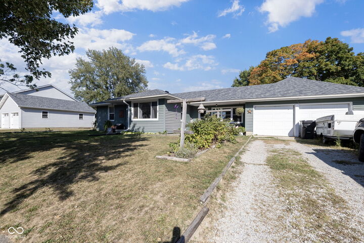 Property Photo:  126 Illinois Street  IN 47384 