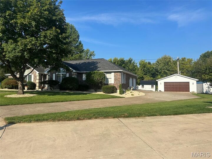 Property Photo:  829 Cimarron Circle  MO 63640 