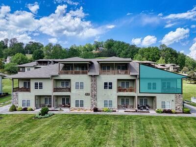 Property Photo: 1649 Lakeview Drive, Unit H GA 30582