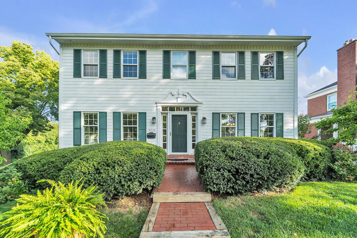 8328 W Wisconsin Ave  Wauwatosa WI 53213 photo