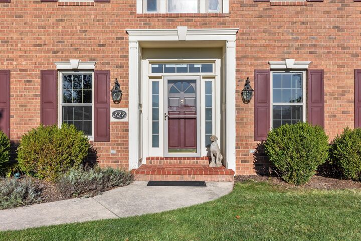 Property Photo:  337 River Bluff Cir  WI 53066 