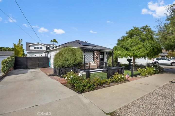 505 W Maple Avenue  El Segundo CA 90245 photo
