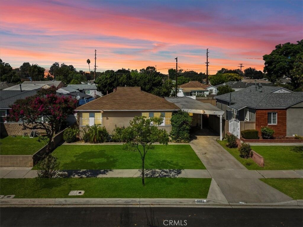 Property Photo:  9813 Houghton Avenue  CA 90670 