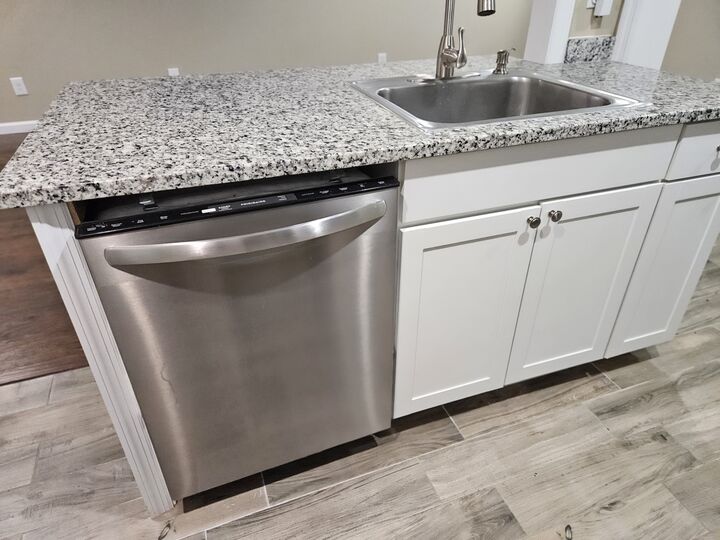 Property Photo: 107 Gentry St TN 37388