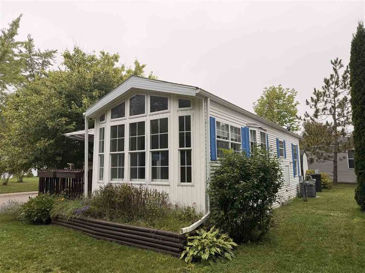 6685 N M-66 171  Charlevoix MI 49720 photo