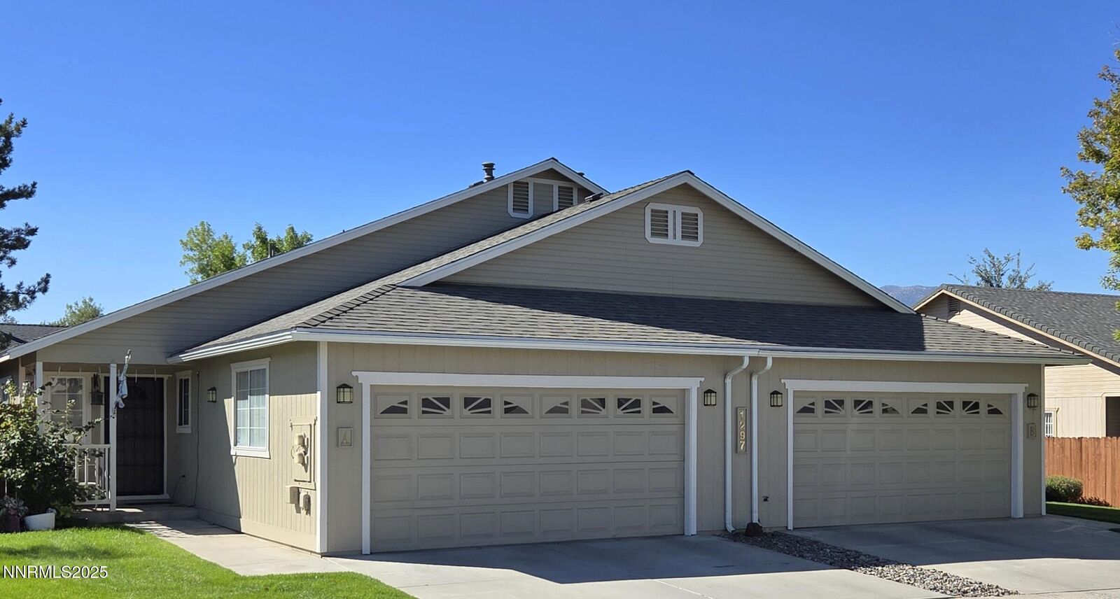 Property Photo: 1297 Zinfandel Drive NV 89460