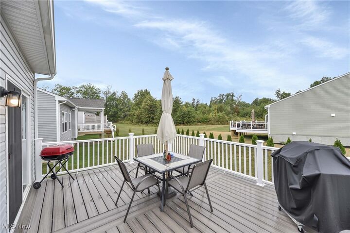 Property Photo: 229 Harvest Way OH 44035
