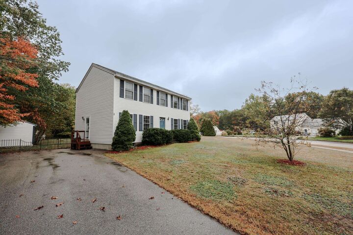 Property Photo:  79 Primrose Lane  NH 03303 