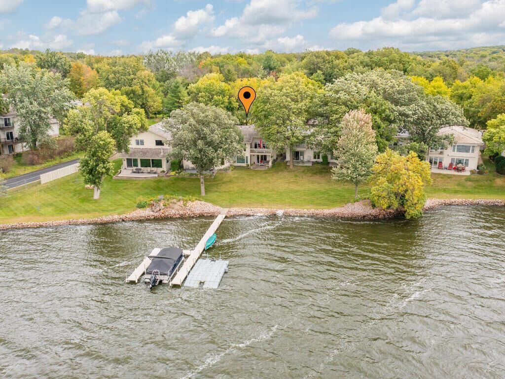 Property Photo: 2775 County Road 19 MN 55359