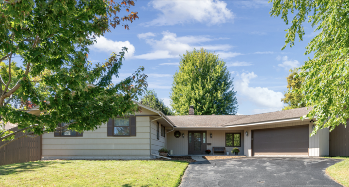 3551 Wisconsin Avenue N  New Hope MN 55427 photo