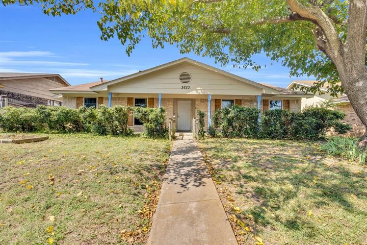 2653 Hartford Lane  Lancaster TX 75134 photo