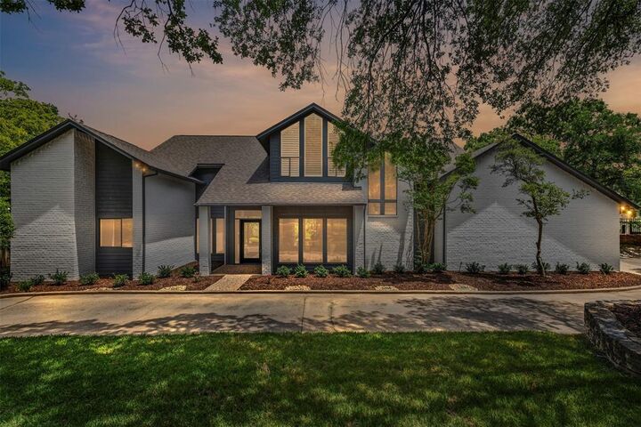 Photo de la propriété:  2109 Greta Lane  TX 76120 