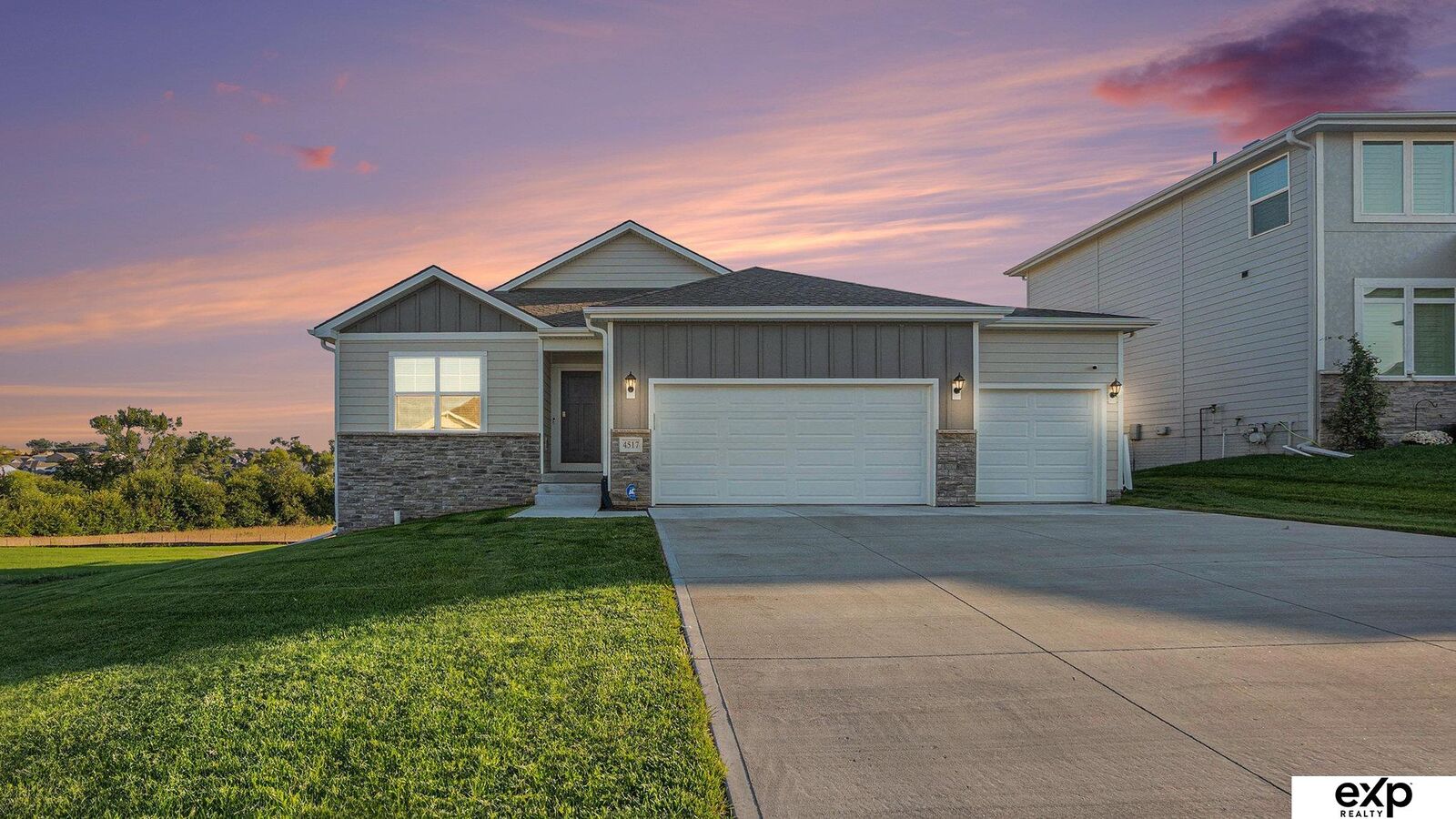 Property Photo:  4517 Lawnwood Drive  NE 68133 