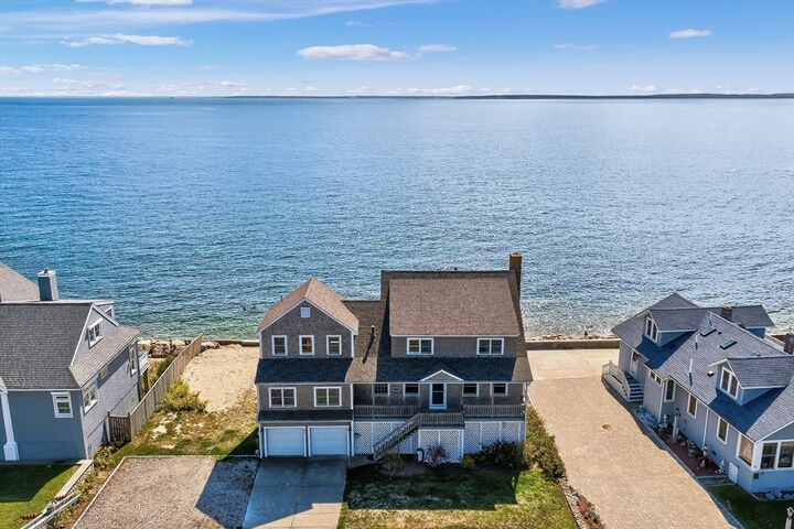 61 Menauhant Rd  Falmouth MA 02536 photo