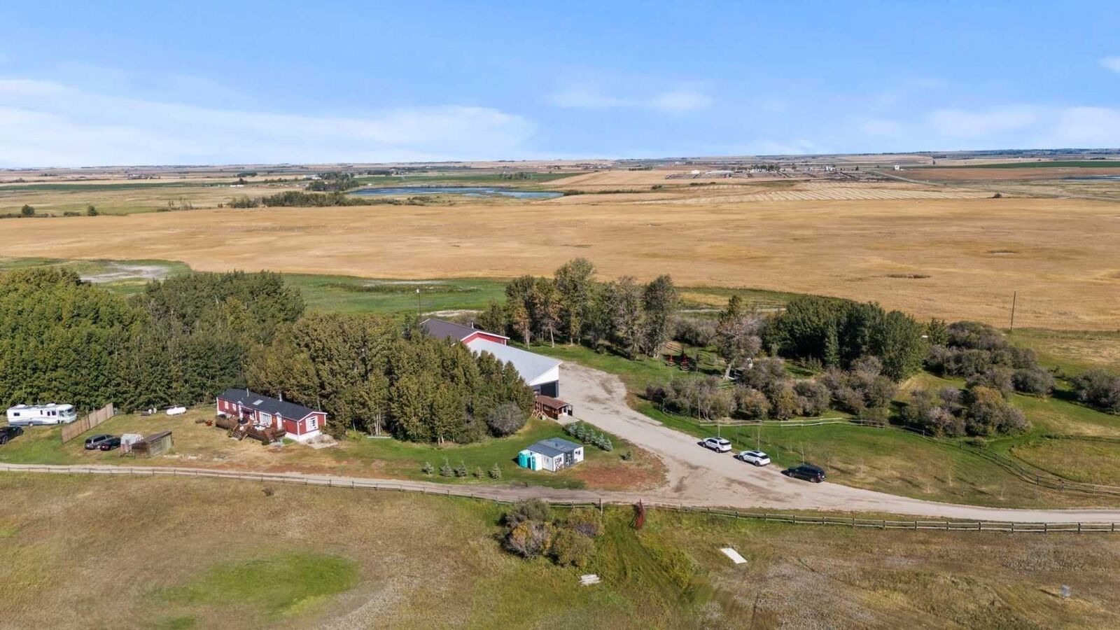 Photo de la propriété:  244082 817 Highway N  AB T1P 1K4 