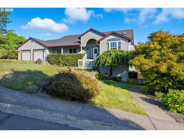 Property Photo:  1267 E Spencer Ct  WA 98629 