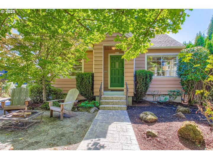 4010 SE Ogden St  Portland OR 97202 photo