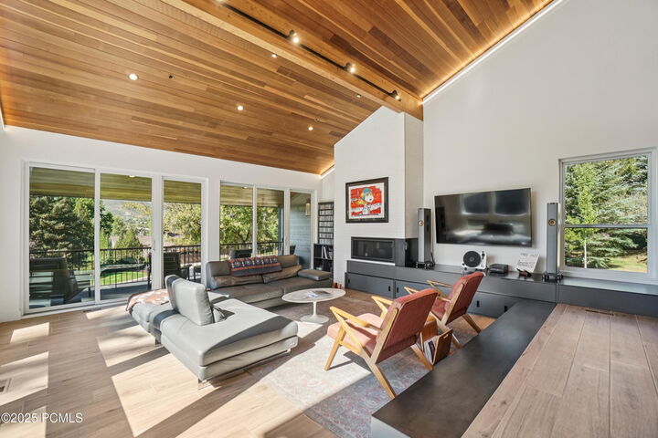Property Photo:  2548 Fairway Village Drive  UT 84060 