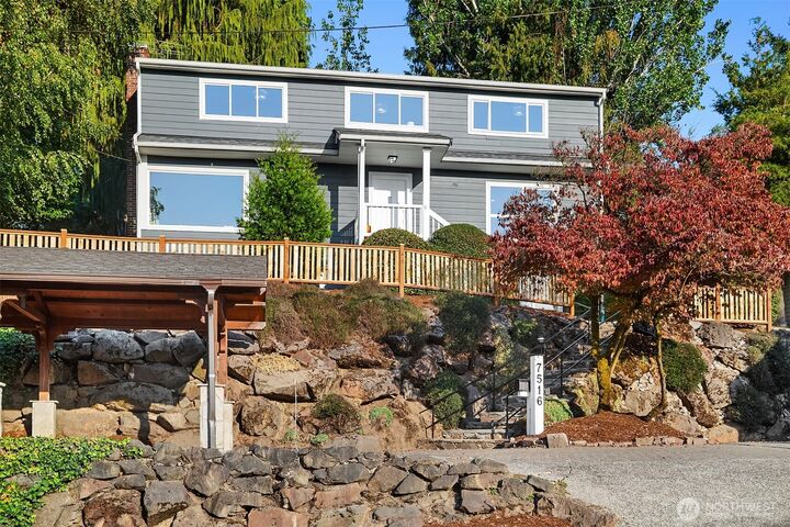 7516  28th Avenue NE  Seattle WA 98115 photo