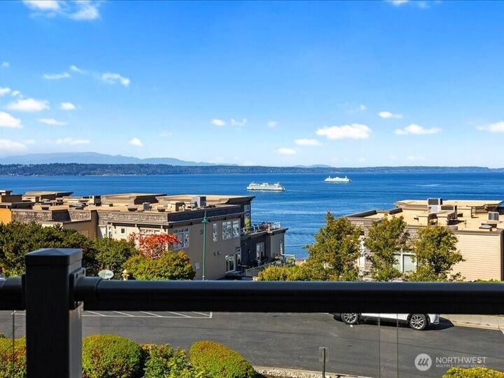 45  Pine Street 205  Edmonds WA 98020 photo