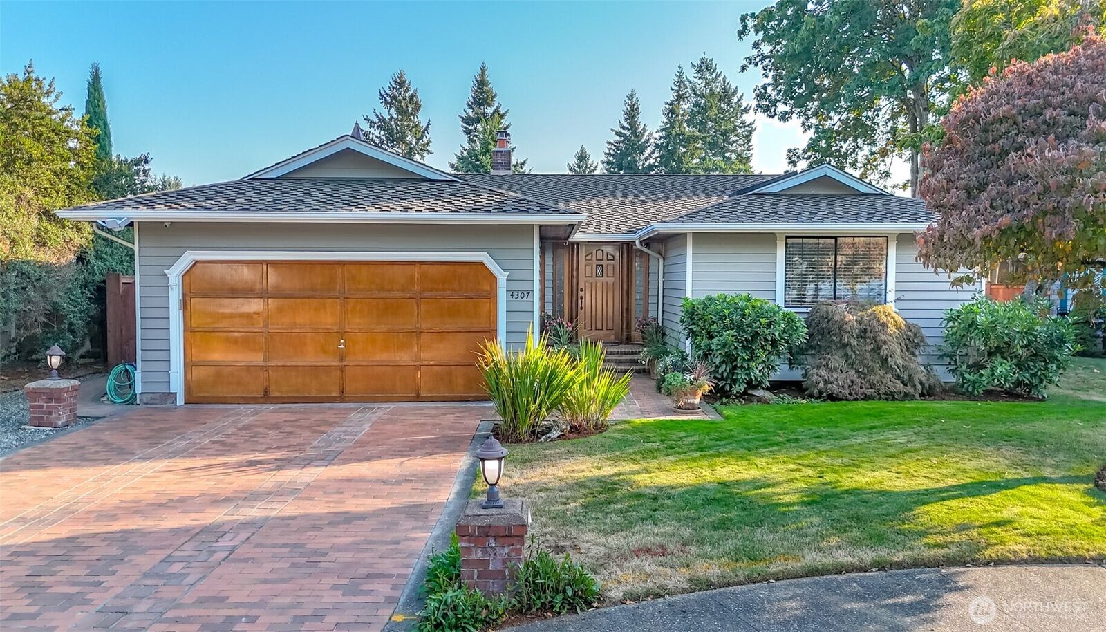 Property Photo:  4307 S 289th Place  WA 98001 