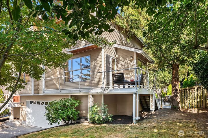 4830 B S Morgan Street  Seattle WA 98118 photo