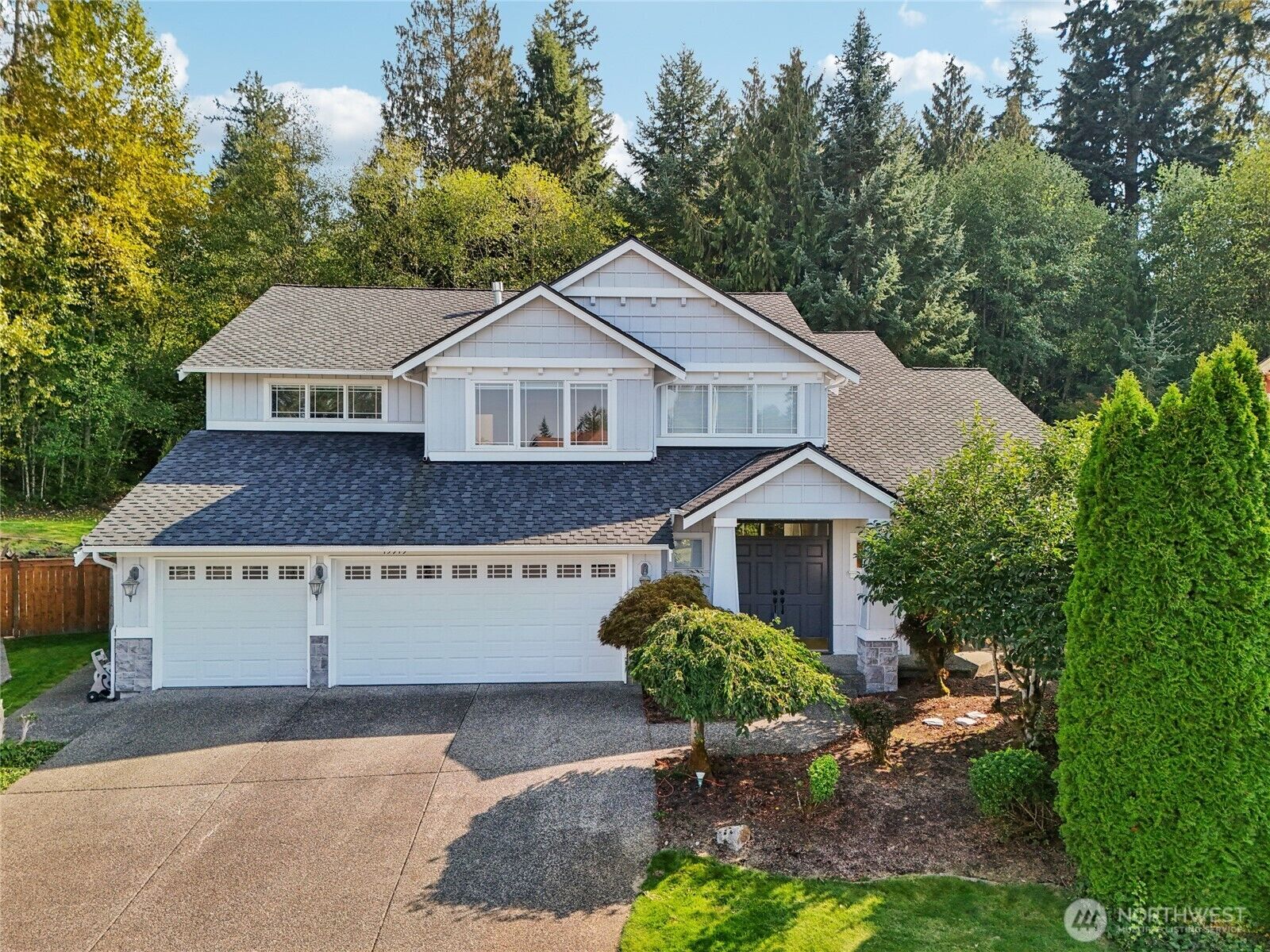Property Photo:  15919  68th Avenue SE  WA 98296 