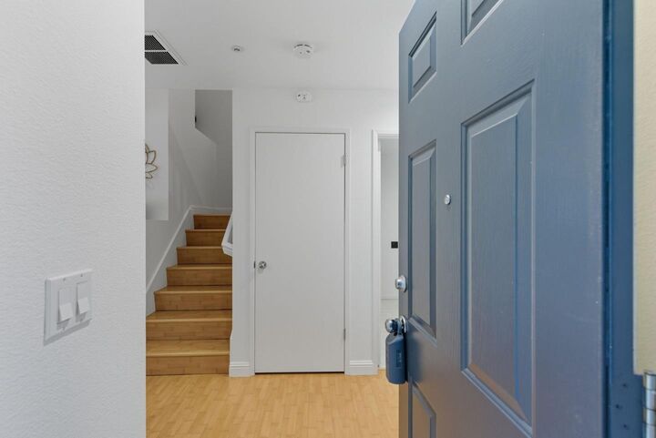Property Photo:  5531 Cosmos Common  CA 94538 
