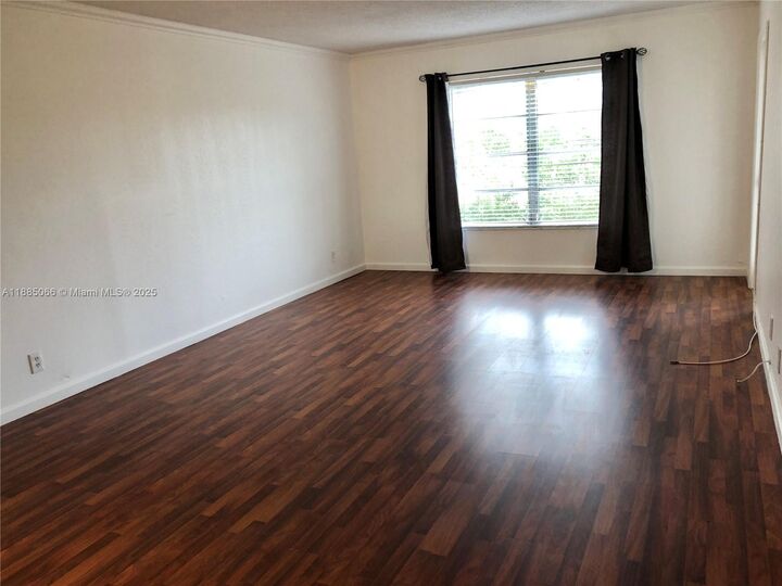 Property Photo: 8121 SW 24th Ct 304 FL 33324