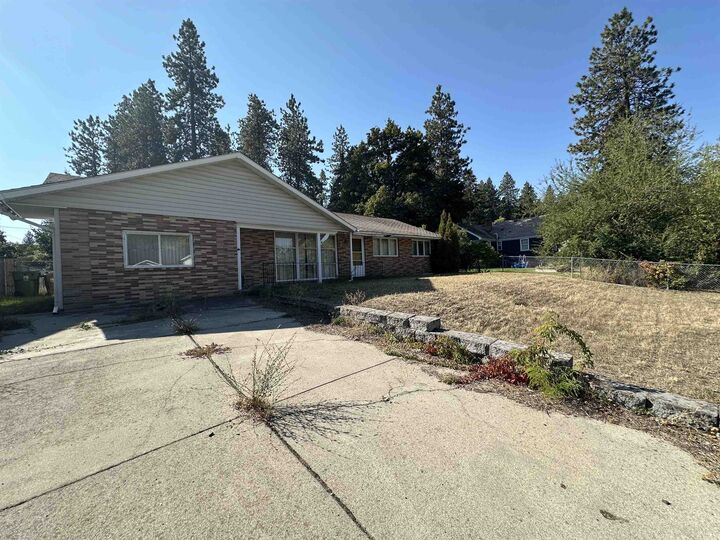 Property Photo: 3317 W 7th Ave WA 99224