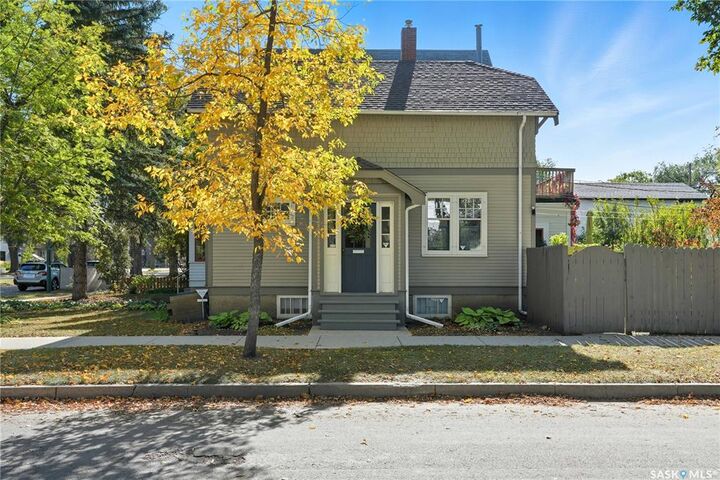 Photo de la propriété:  502 Lansdowne Avenue  SK S7N 1E1 