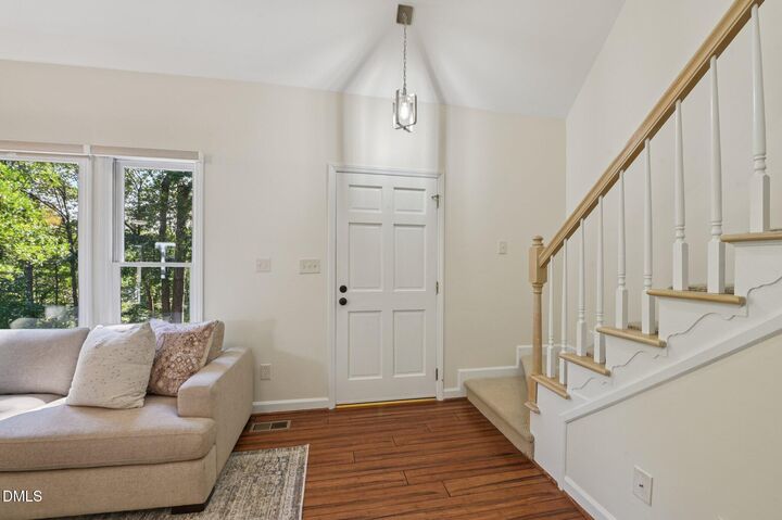 Property Photo: 5965 Dunbarton Way NC 27613