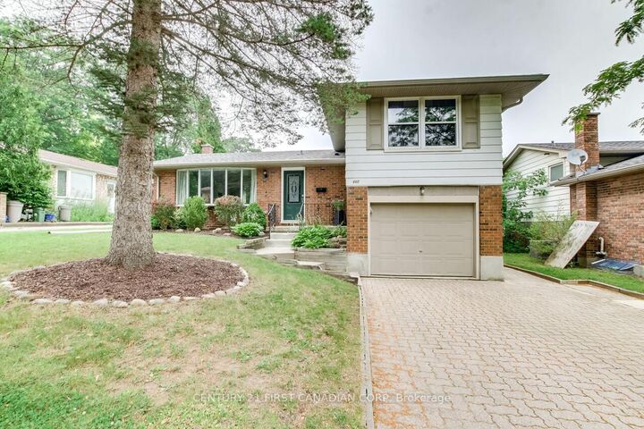 440 Castlegrove Boulevard  London North ON N6G 1K8 photo