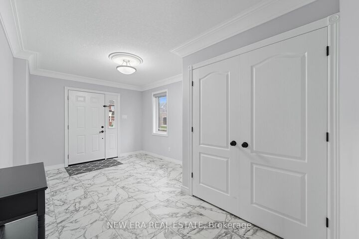 Property Photo:  907 Bramford Terrace  ON K9K 0H3 