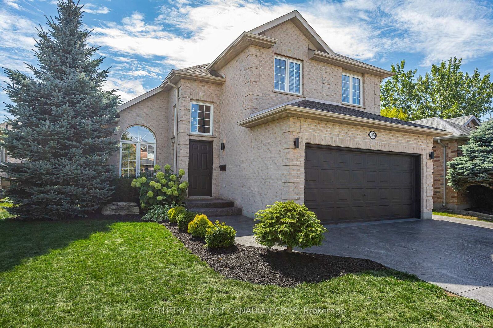 Photo de la propriété:  1075 Blackmaple Court  ON N5Y 5P9 