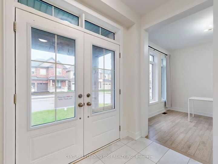 Property Photo:  143 Kenneth Rogers Crescent  ON L9S 0S1 