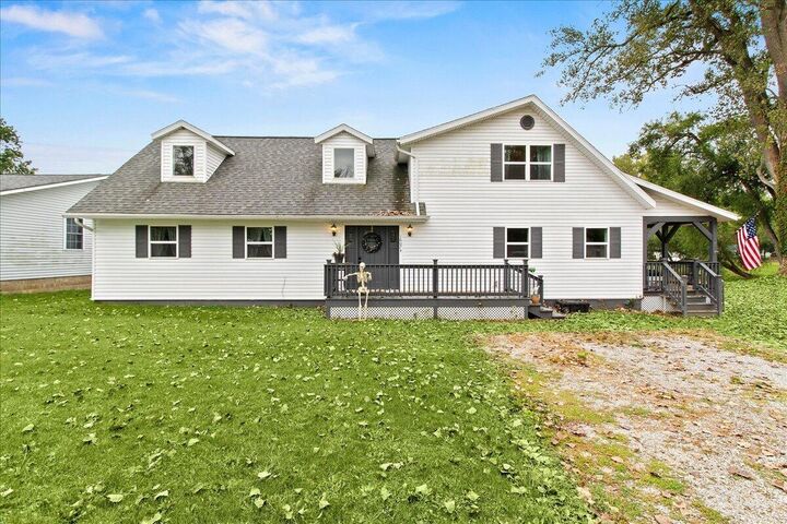 Property Photo:  16074 Buckeye Avenue  OH 43310 