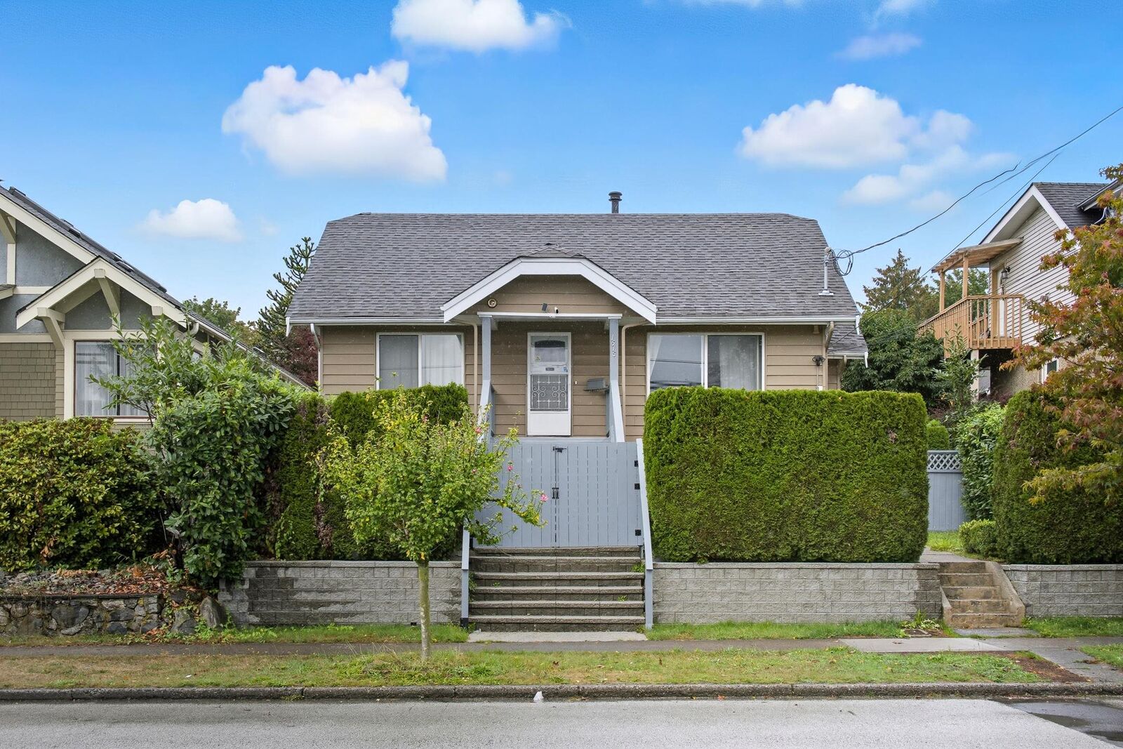 Property Photo:  1515 Eighth Avenue  BC V3M 2S5 