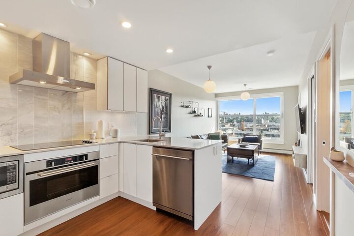 Property Photo: 159 W 2nd Avenue 716 BC V5Y 0L8
