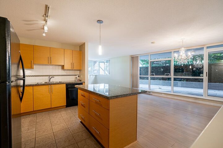 Property Photo: 2225 SW Holdom Avenue 403 BC V5B 0A2