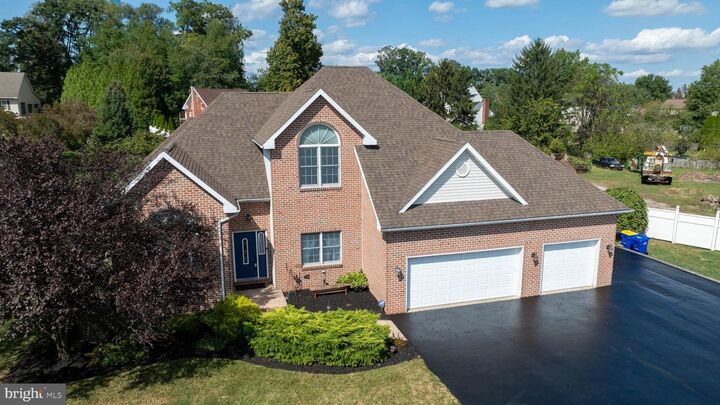 Property Photo:  2105 Taxville Road  PA 17408 