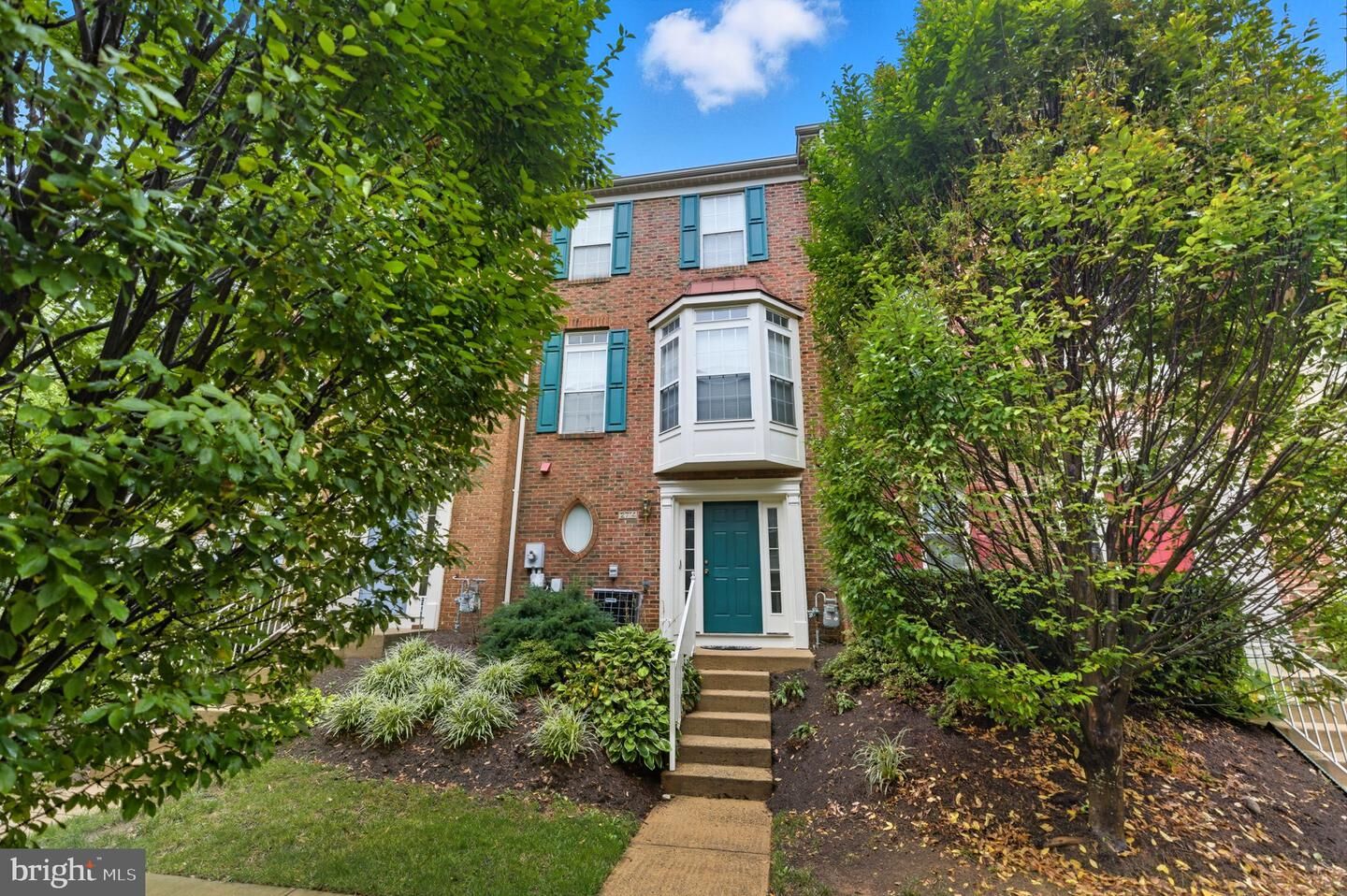 Property Photo:  2714 Manhattan Place  VA 22180 